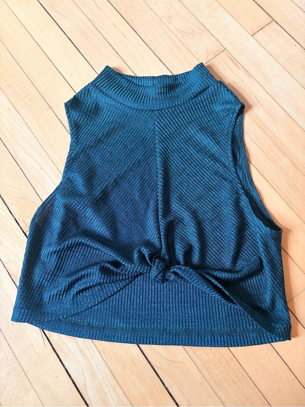 Mistress Rocks Sleeveless Ribbed Twist-Front Crop Tank Top - Teal